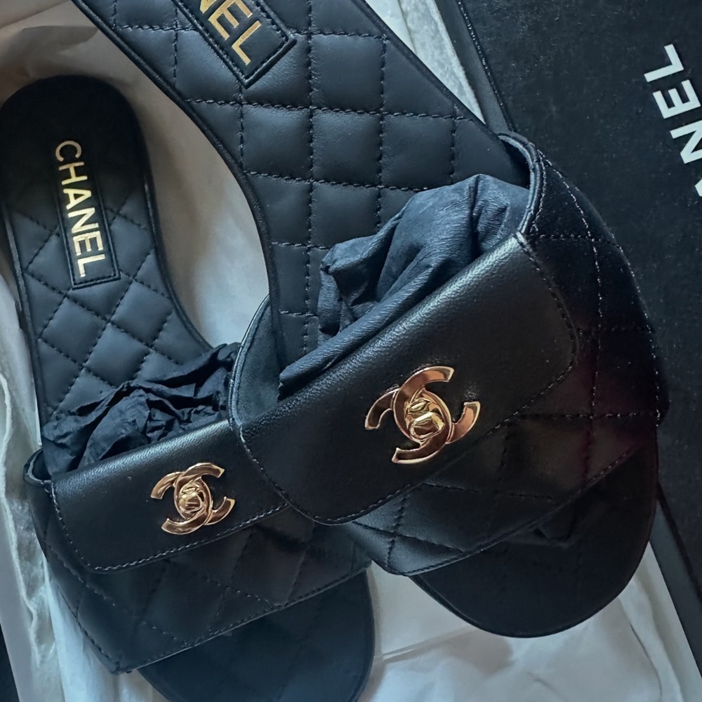 BNIB Chanel Black Quilted Slides sandals